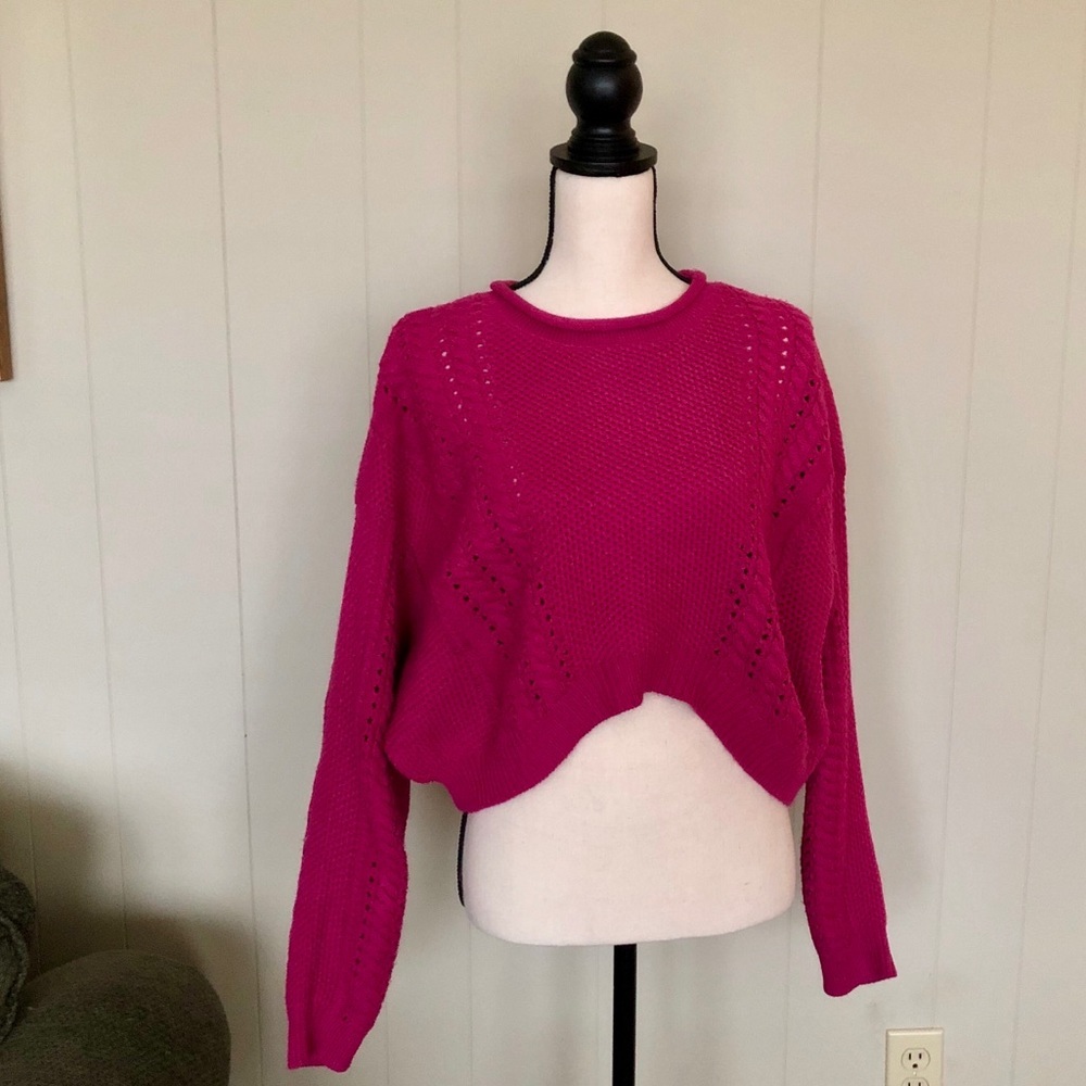 LUV LANE pink cropped sweater size medium